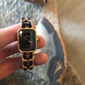 CHANEL GOLD PREMIERE WATCH!! SIZE L!!